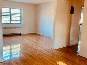 101 Montross Ave, Rutherford, NJ