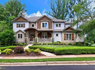 1006 Polly St SE, Vienna, VA 22180