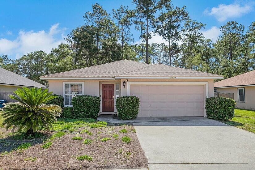 Furnished Rental in Jacksonville, FL