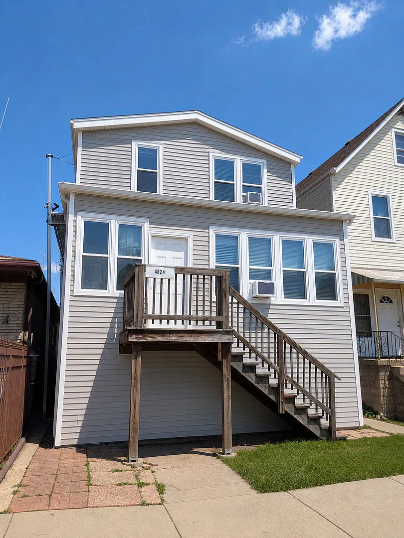 2 bed, 709 sqft, $1,800 — Photo 1