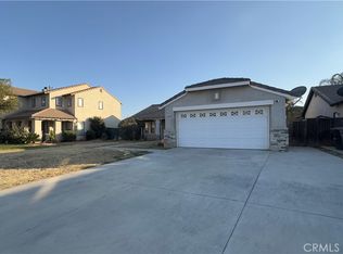 711 Myrtle Ave, Perris, CA 92571