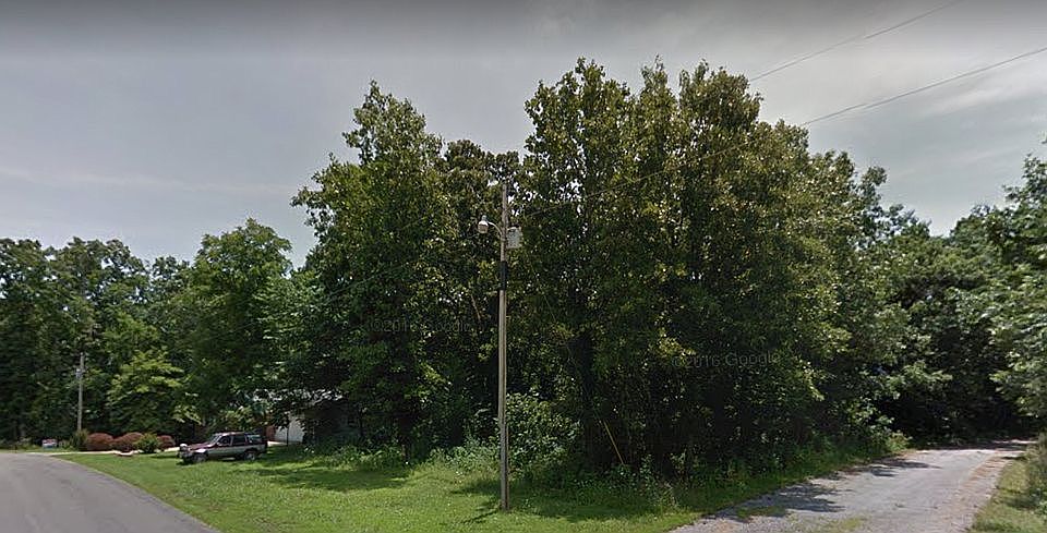 2nd image of 23 Kirkwall Dr