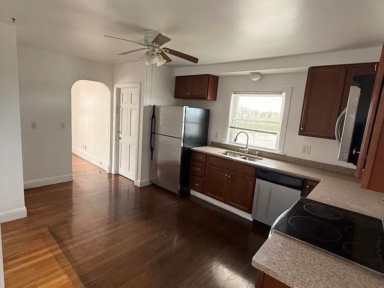 12 Foch Ave — Photo 22