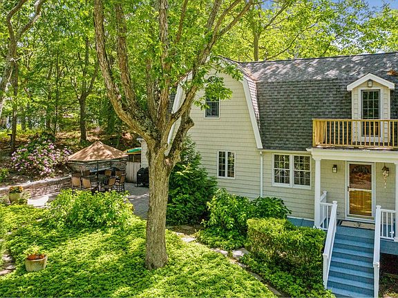 5th image of 5 Bay View Dr N