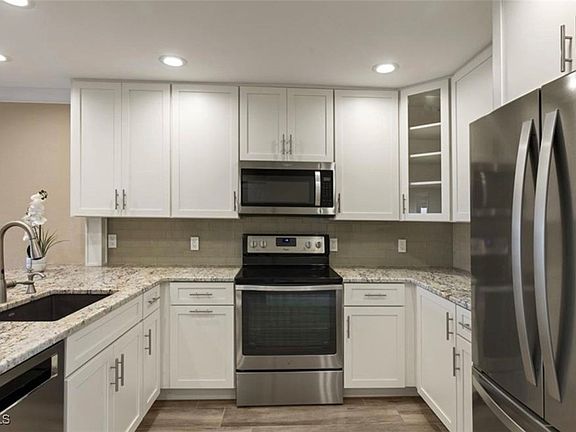 2nd image of 4541 SE 5th Pl APT 207