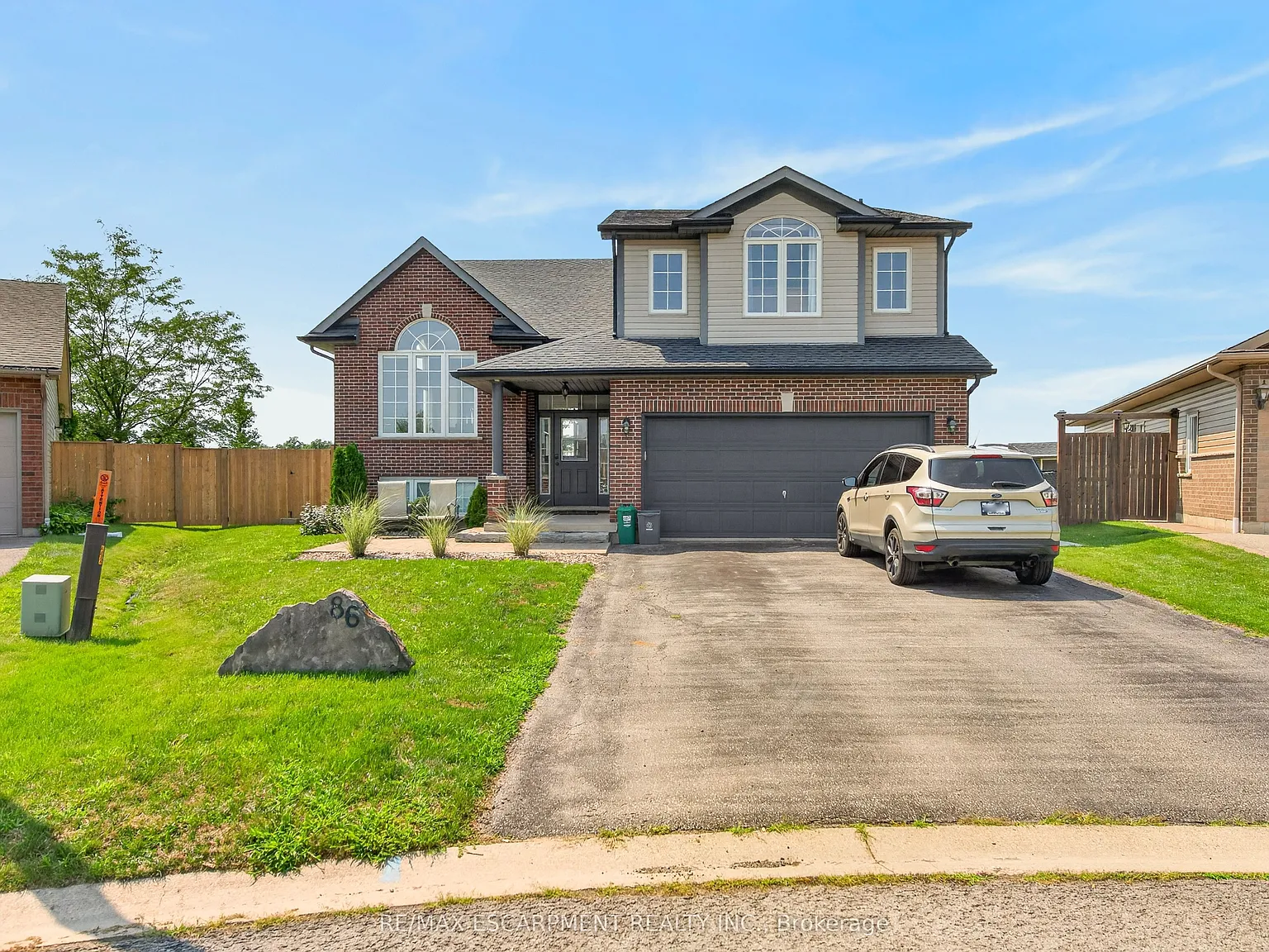 4 bed, $2,800 — Photo 3