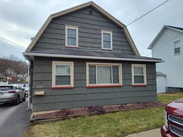 220 Lamberton St, Franklin, PA 16323
