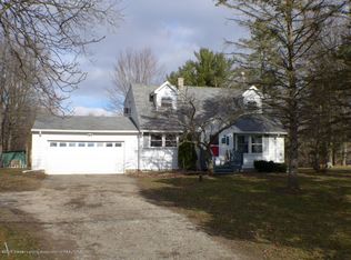 5753 E Mount Hope Hwy, Grand Ledge, MI 48837