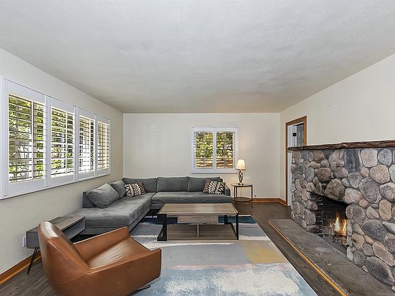 5th image of 229 Hemlock Dr