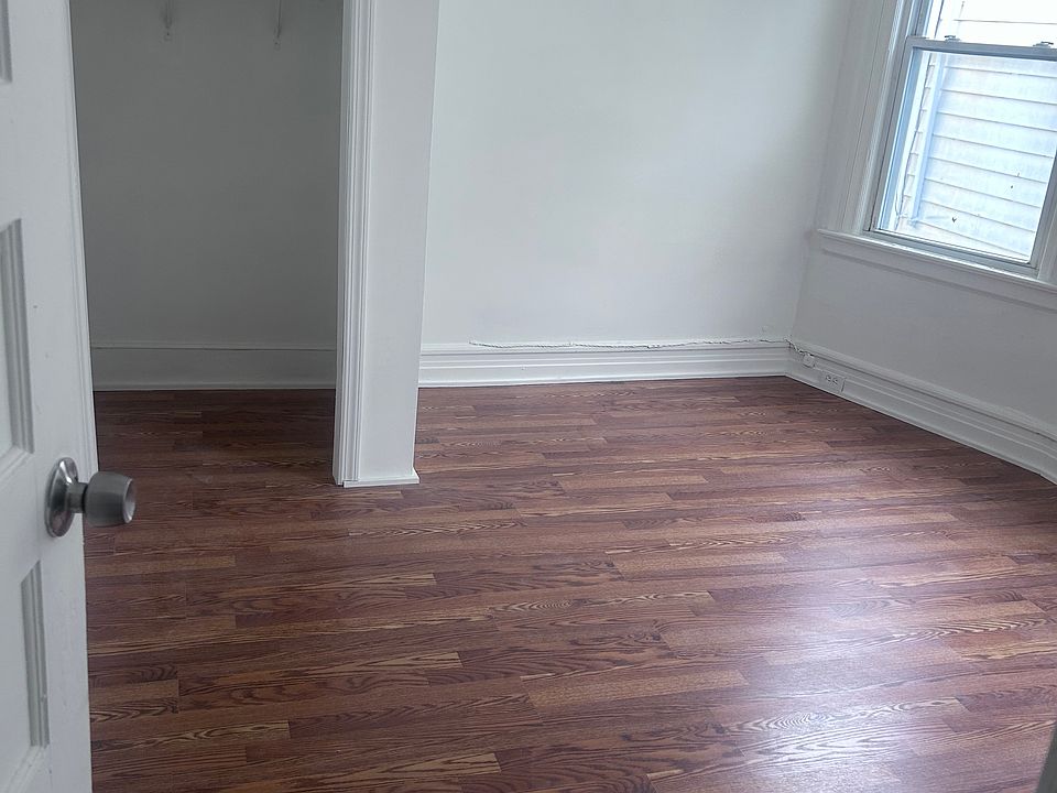 2nd image of 262 S Burnett St Floor 2