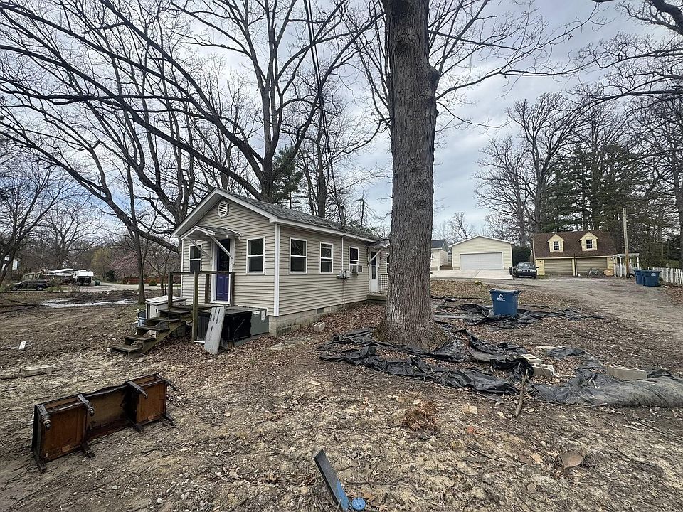 2nd image of 1308 Oriole Rd