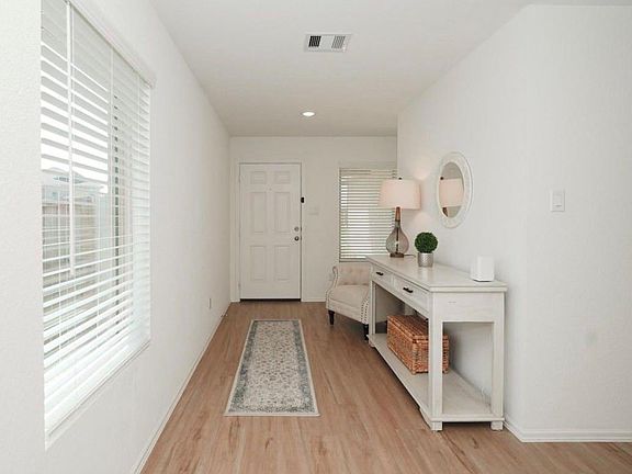2nd image of 26706 Paloma Blanca Dr