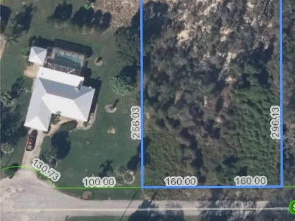 110 Shark St, Sebring, FL 33876