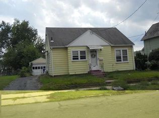 1423 Worcester St, Springfield, MA 01151