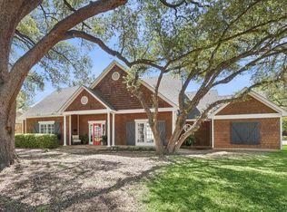 853 Northwood Rd, Fort Worth, TX 76107