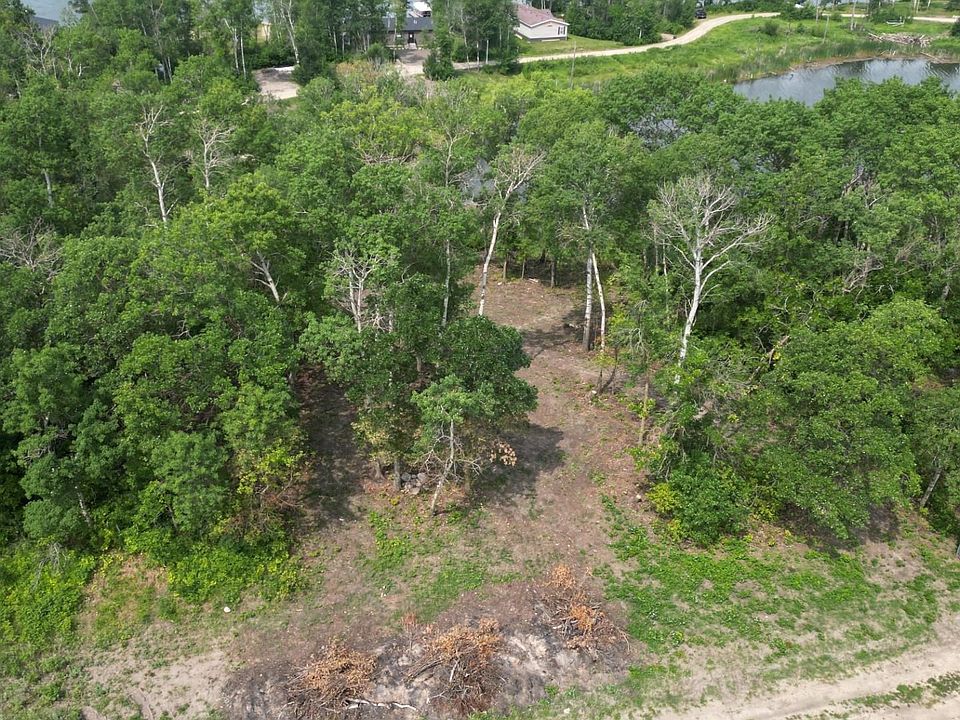 1st image of Loon Lake Rd E
