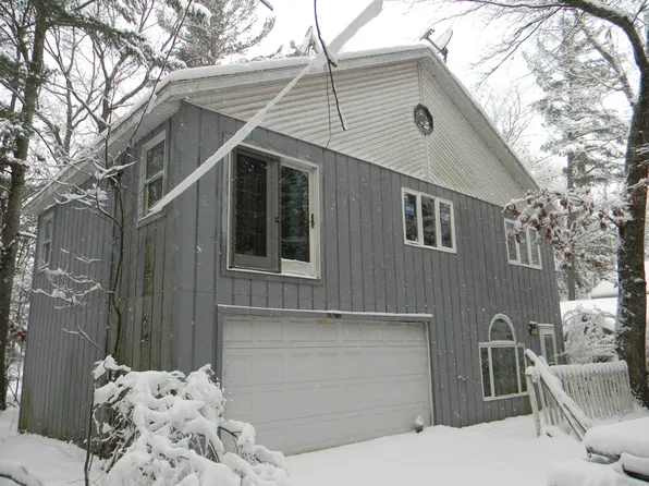 6395 S Lakeshore Dr, Pentwater, MI 49449