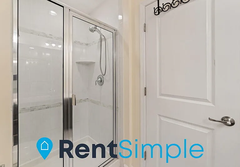 15375 Rosemont Manor Dr — Photo 32