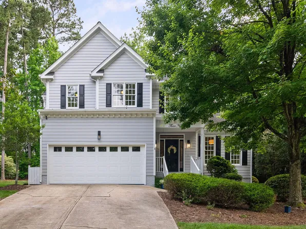319 Glen Abbey Dr, Cary, NC 27513