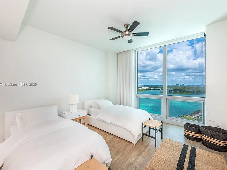 10295 Collins Ave #2516N — Photo 9