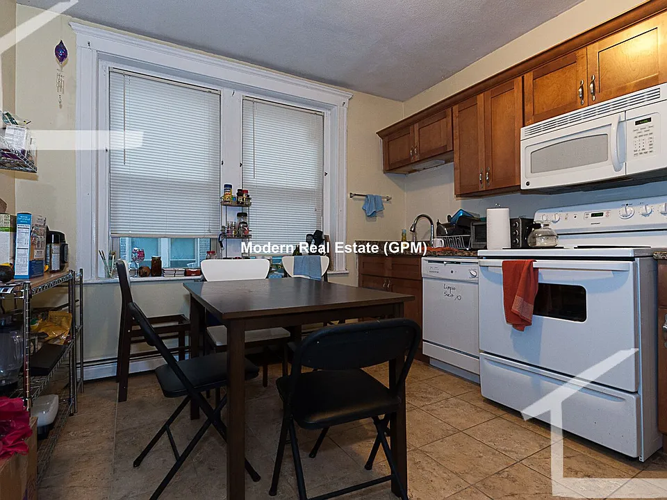 24 Ransom Rd #4