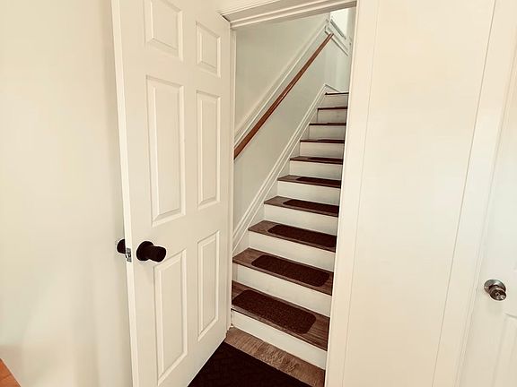 3rd image of 1040 Harrison St