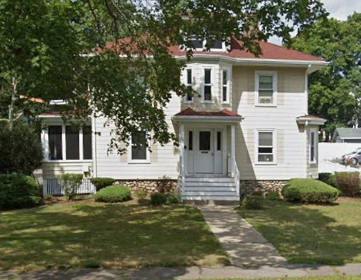 108 Adams St — Photo 1