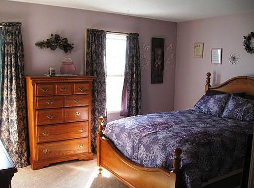 5th image of 63 Kathy Dr