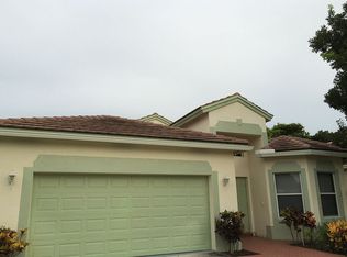 6336 Harbour Club Dr, Lake Worth, FL 33467