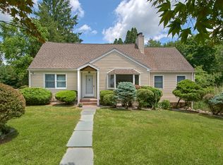 6 Scott Ln, Greenwich, CT 06831