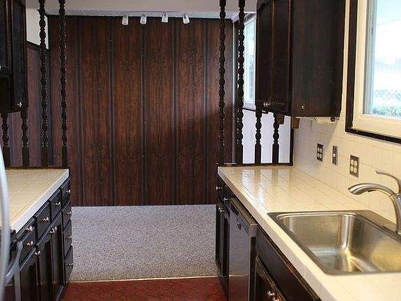 4th image of 413 Northumberland Ave