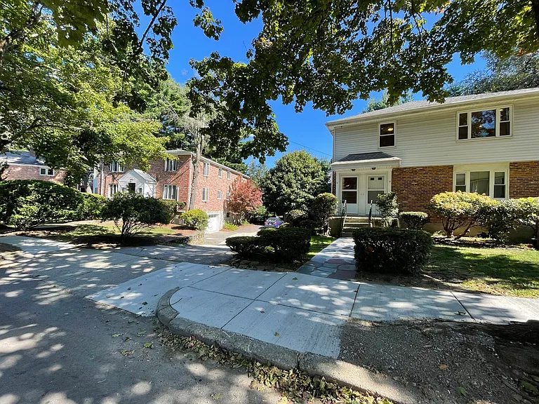 14 Louise Rd — Photo 19