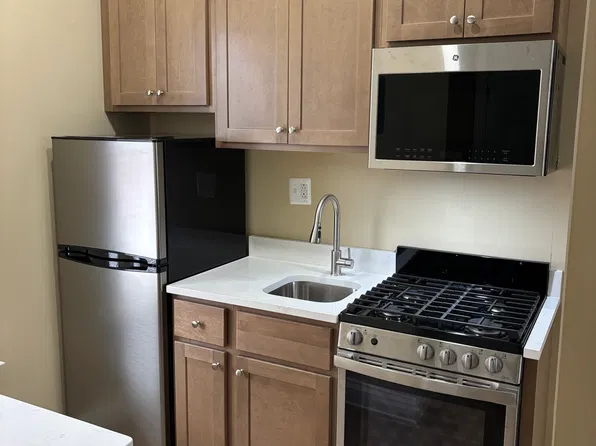 1632 19th St NW APT 3, Washington, DC 20009