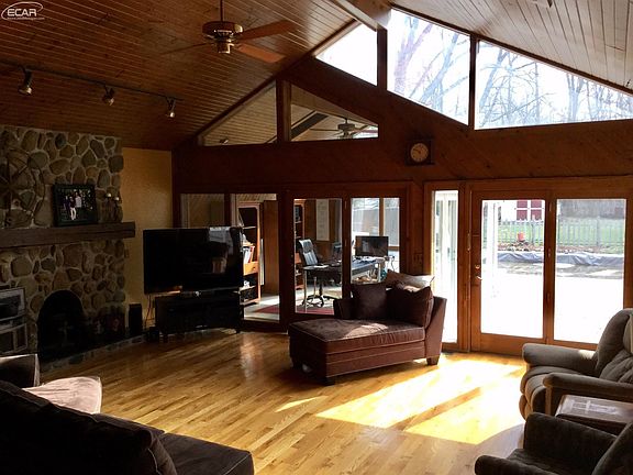 4th image of 218 Nanita Dr
