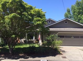 1368 NW Conklin Ave, Grants Pass, OR 97526