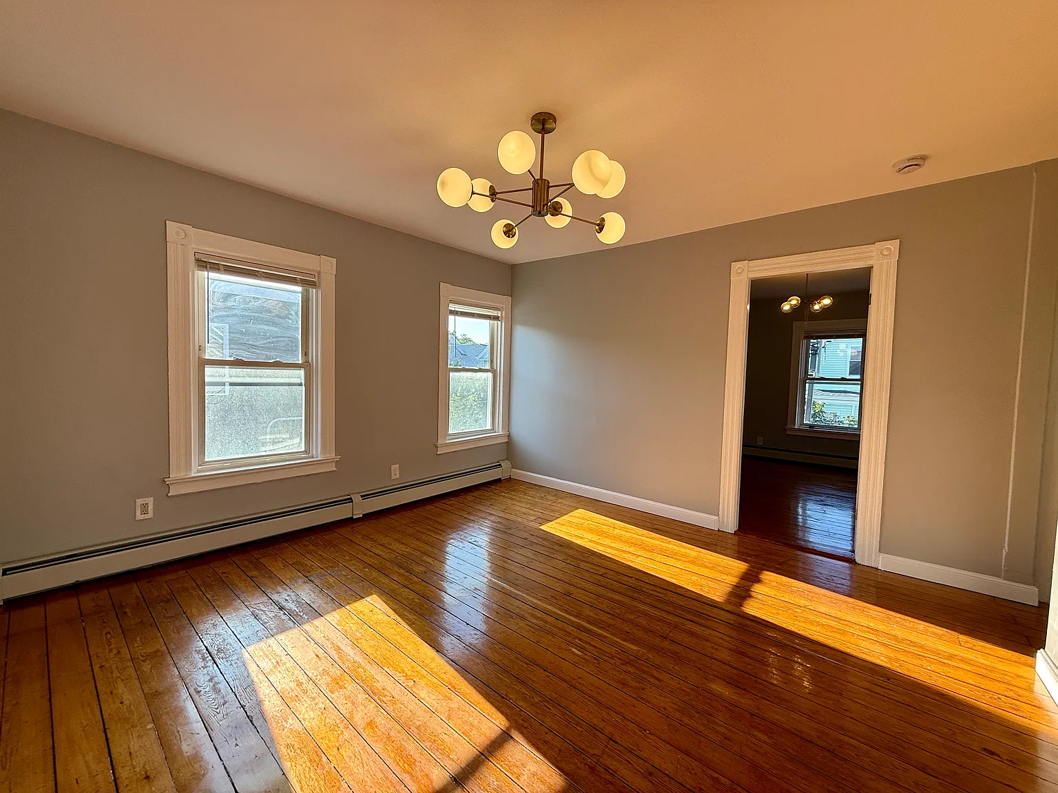 4 bed, 1300 sqft, $1,000 — Photo 4