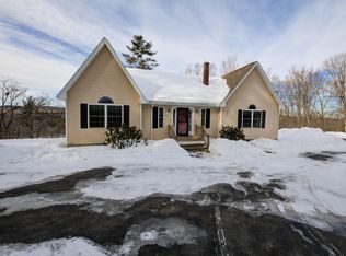 17 Baxters Ldg, Naples, ME 04055