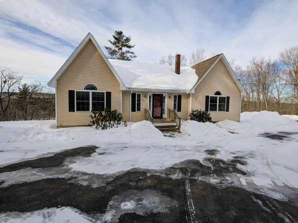 17 Baxter Landing, Naples, ME 04055