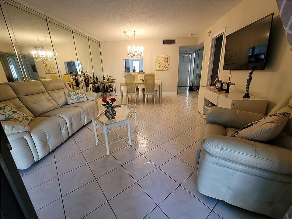 1st image of 4270 NW 40th Street #213