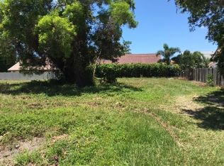4 Oregon Ln, Boca Raton, FL 33487