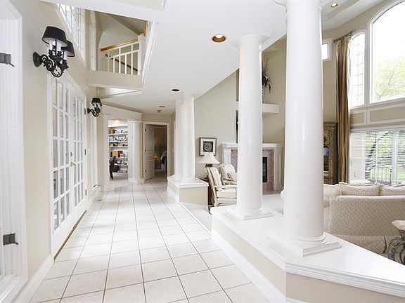 4th image of 8067 Trotterstrail Ct