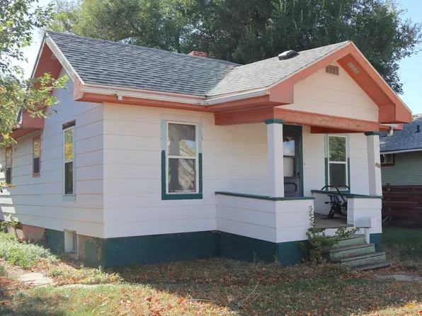 508 E Benham St, Glendive, MT 59330