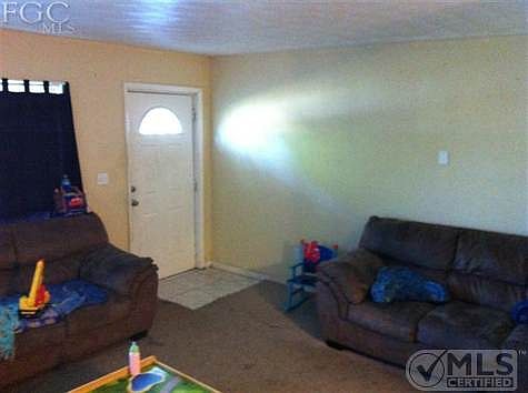 4th image of 392 Lorraine Dr