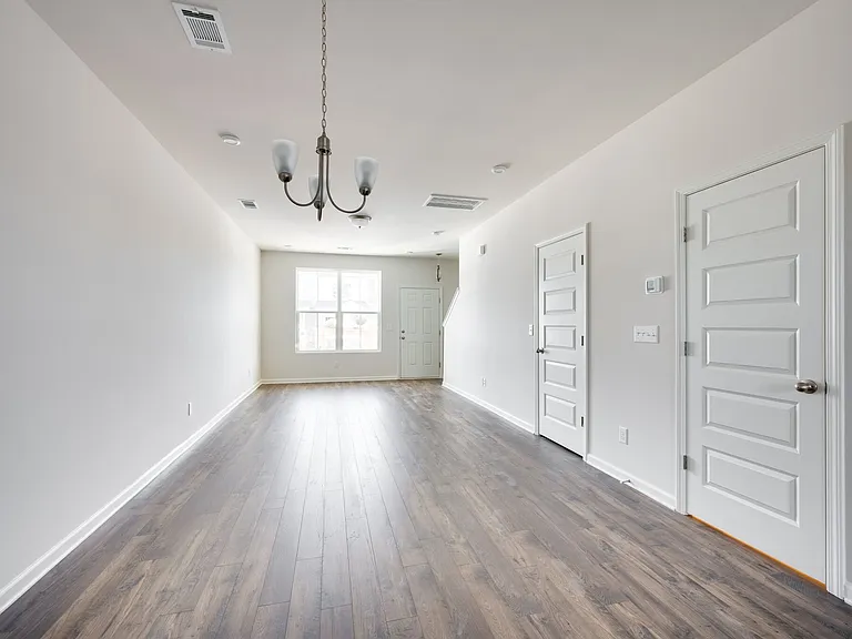 1229 Hope Village Way — Photo 9
