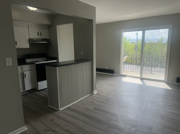 3190 Valerie Arms Dr #10, Dayton, OH 45405