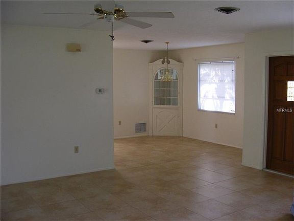 3rd image of 1690 Elinor Pl