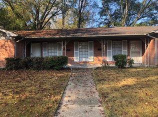 2925 Suncrest Dr, Jackson, MS 39212