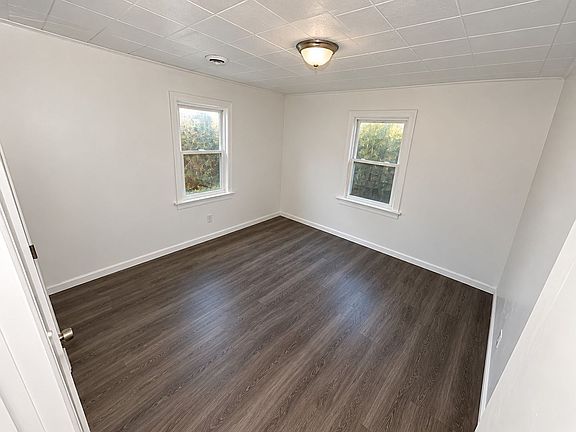 5th image of 1220 Williams St