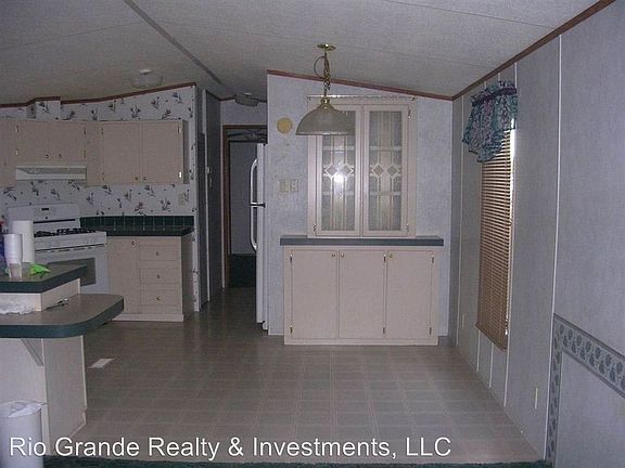 5th image of 2432 S Walker Ave