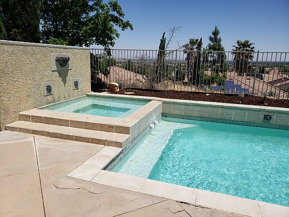 3rd image of 4149 Grandview Dr #3